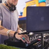 DJ JULIEN JOURVIL